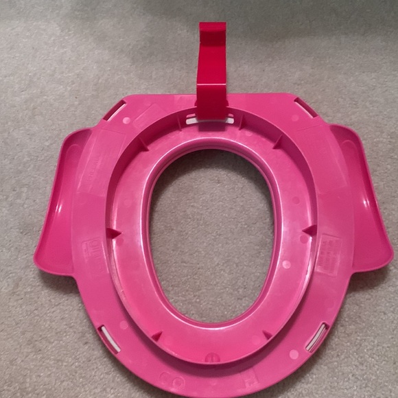 Minnie Mouse potty training seat with door hanger - Picture 2 of 2